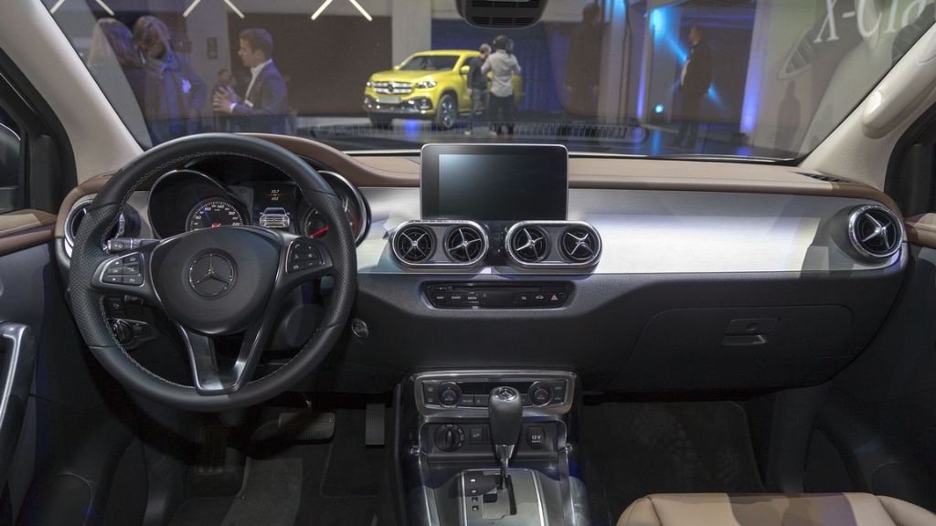 mercedes benz x class truck