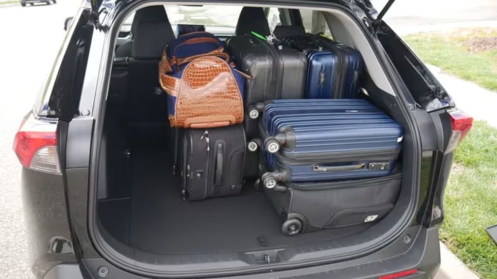 cargo space in rav4
